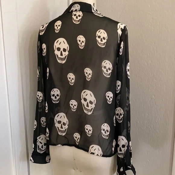 Vintage Havana sheer skull top - Picture 4 of 6